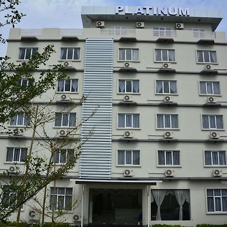Platinum River View Hotel Yangón Exterior foto