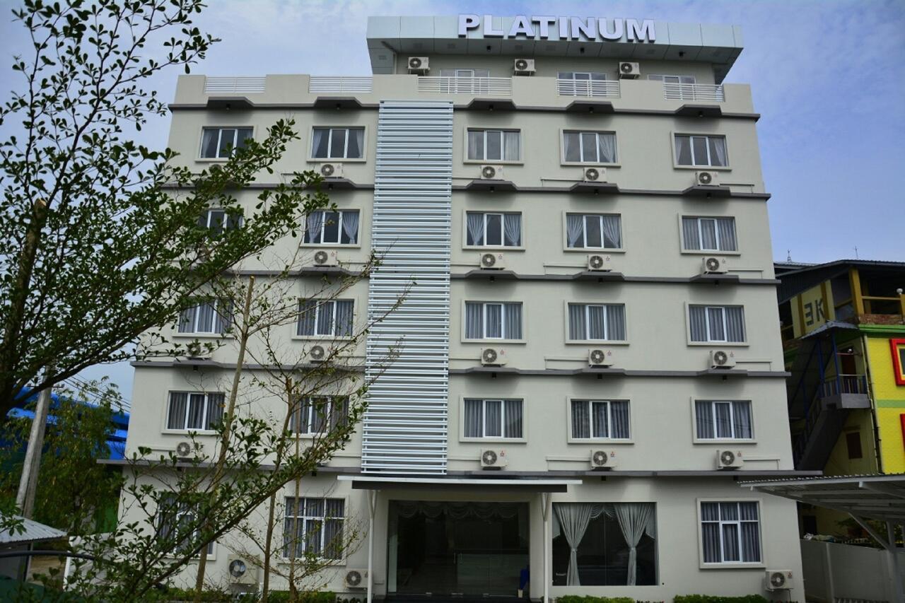 Platinum River View Hotel Yangón Exterior foto